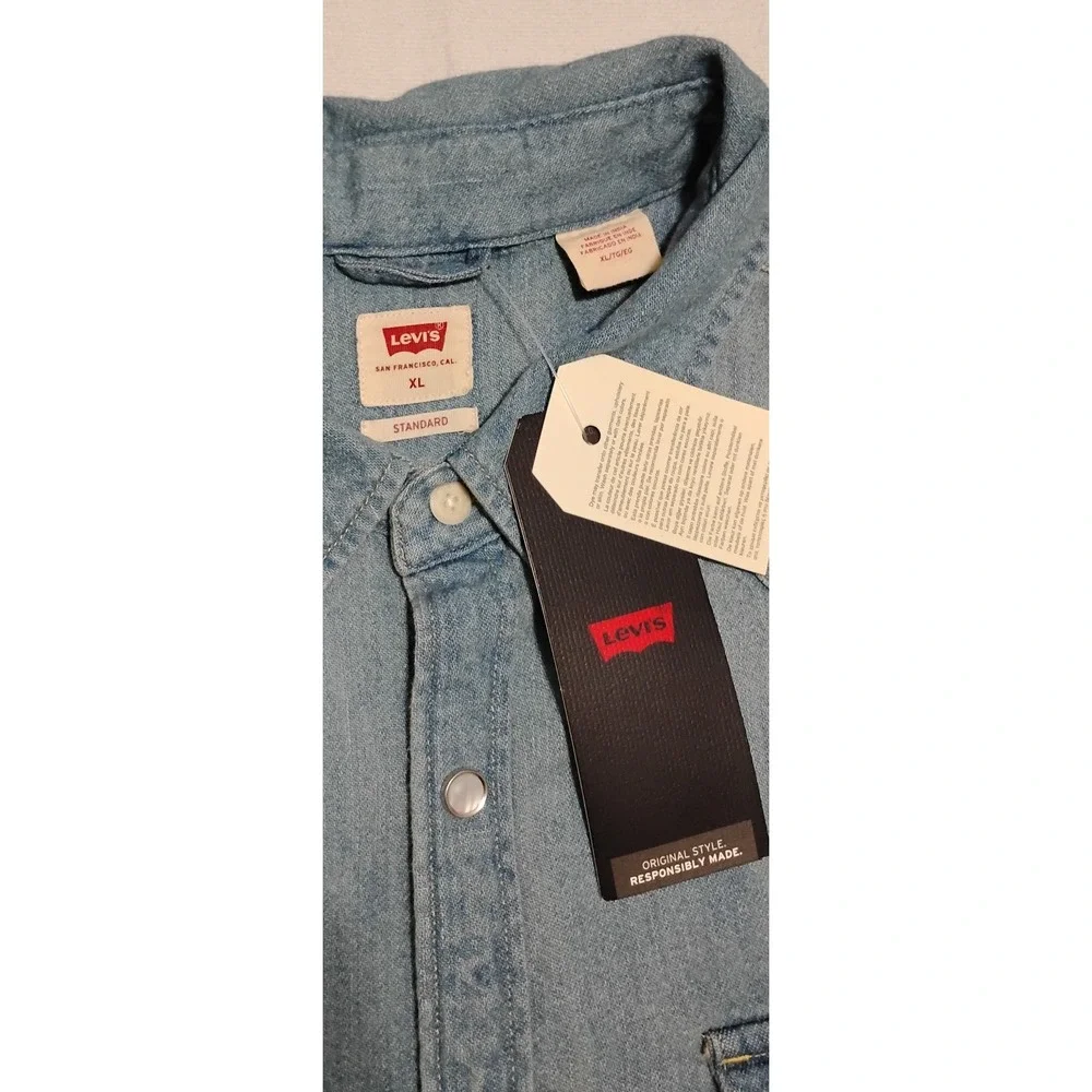 Levi's Barstow Western Shirt XL Denim Pearl Snap Rick Grimes Cosplay NWT